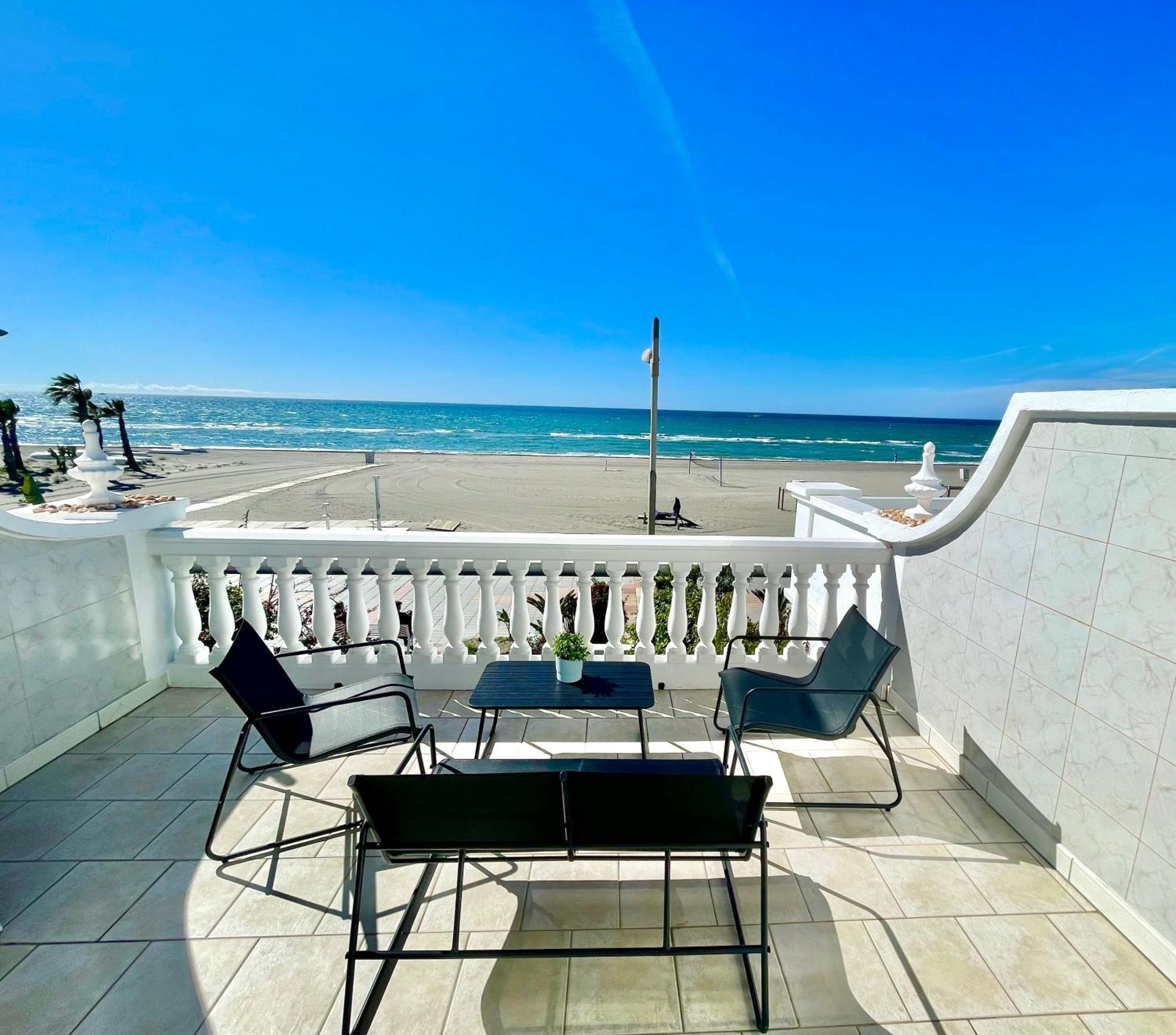 Apartamento Frontal Al Mar - Torrox Costa Eksteriør bilde
