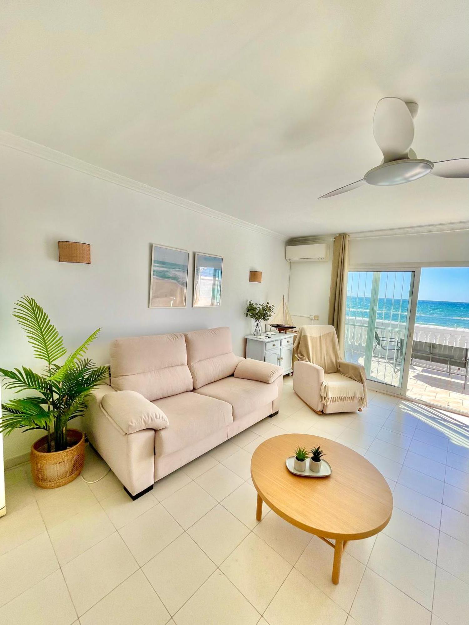 Apartamento Frontal Al Mar - Torrox Costa Eksteriør bilde