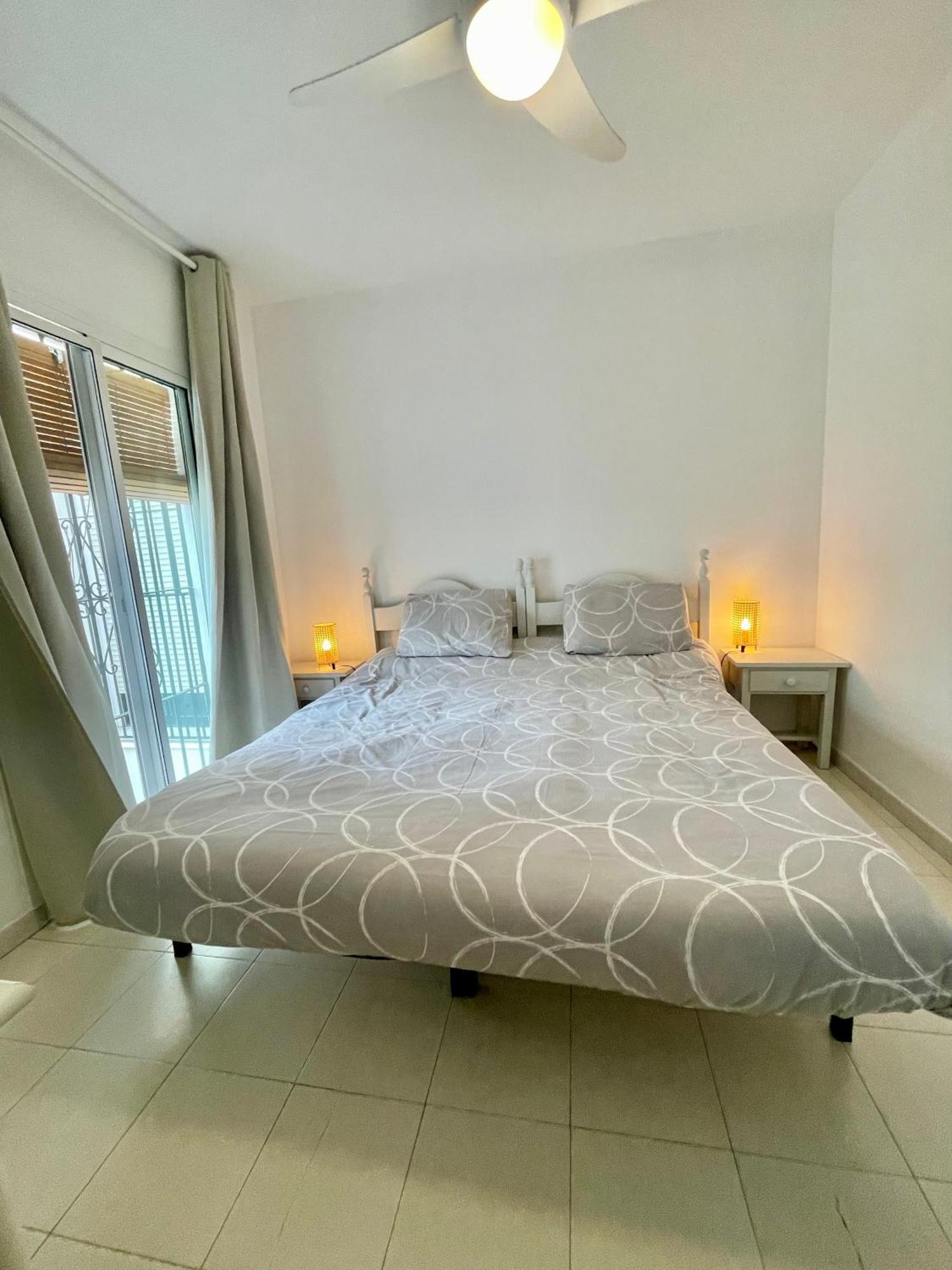 Apartamento Frontal Al Mar - Torrox Costa Eksteriør bilde